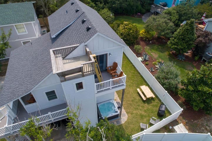 VacayZen | Hot Tub & Pet Friendly! - Kill Devil Hills