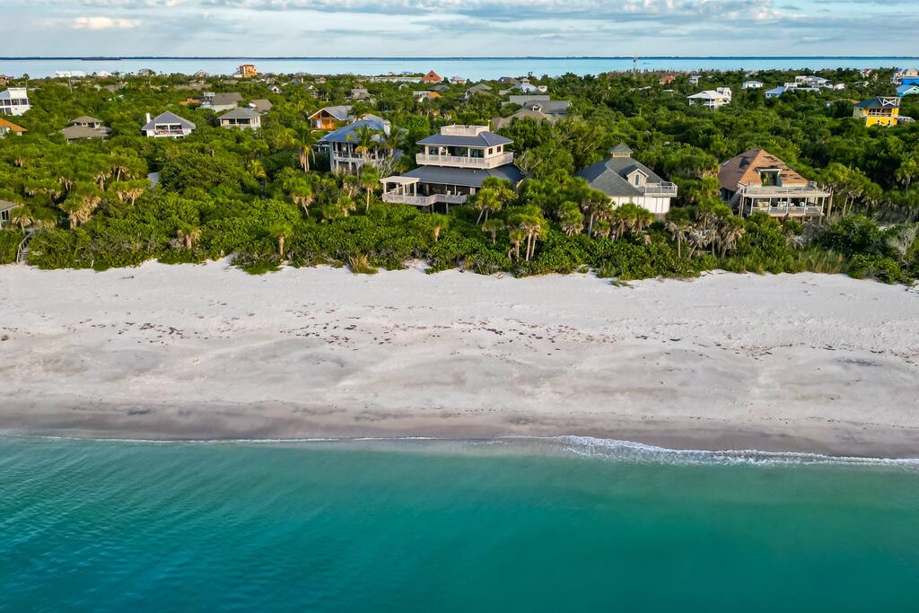 Beachfront,V Private, 360 Views, Sunsets, Hottub - Captiva