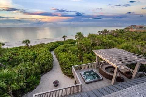 Stella Maris on North Captiva-Beachfront Paradise