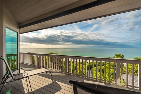 Stella Maris on North Captiva-Beachfront Paradise