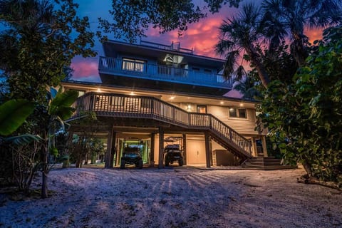 Stella Maris on North Captiva-Beachfront Paradise