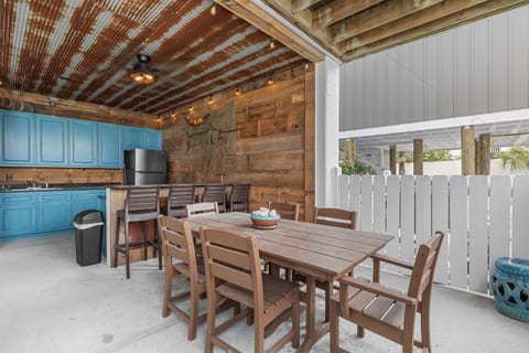 Outdoor Entertainment Area