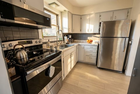 Lake Shore Cottage- Decatur, IL