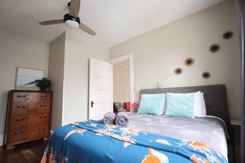 Ceiling fan provided