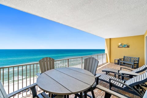 Tropic Winds 1008 (2BR)