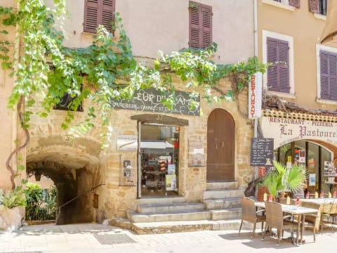 Village de Bormes les Mimosas