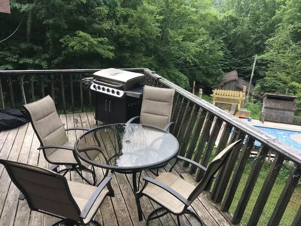Mountain Chalet - Lanesville