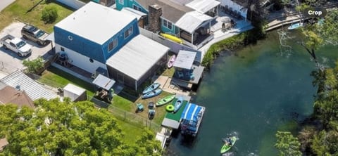 View from above with kayaks , fire pit and your boat. If you don't have a boat you can rent one.