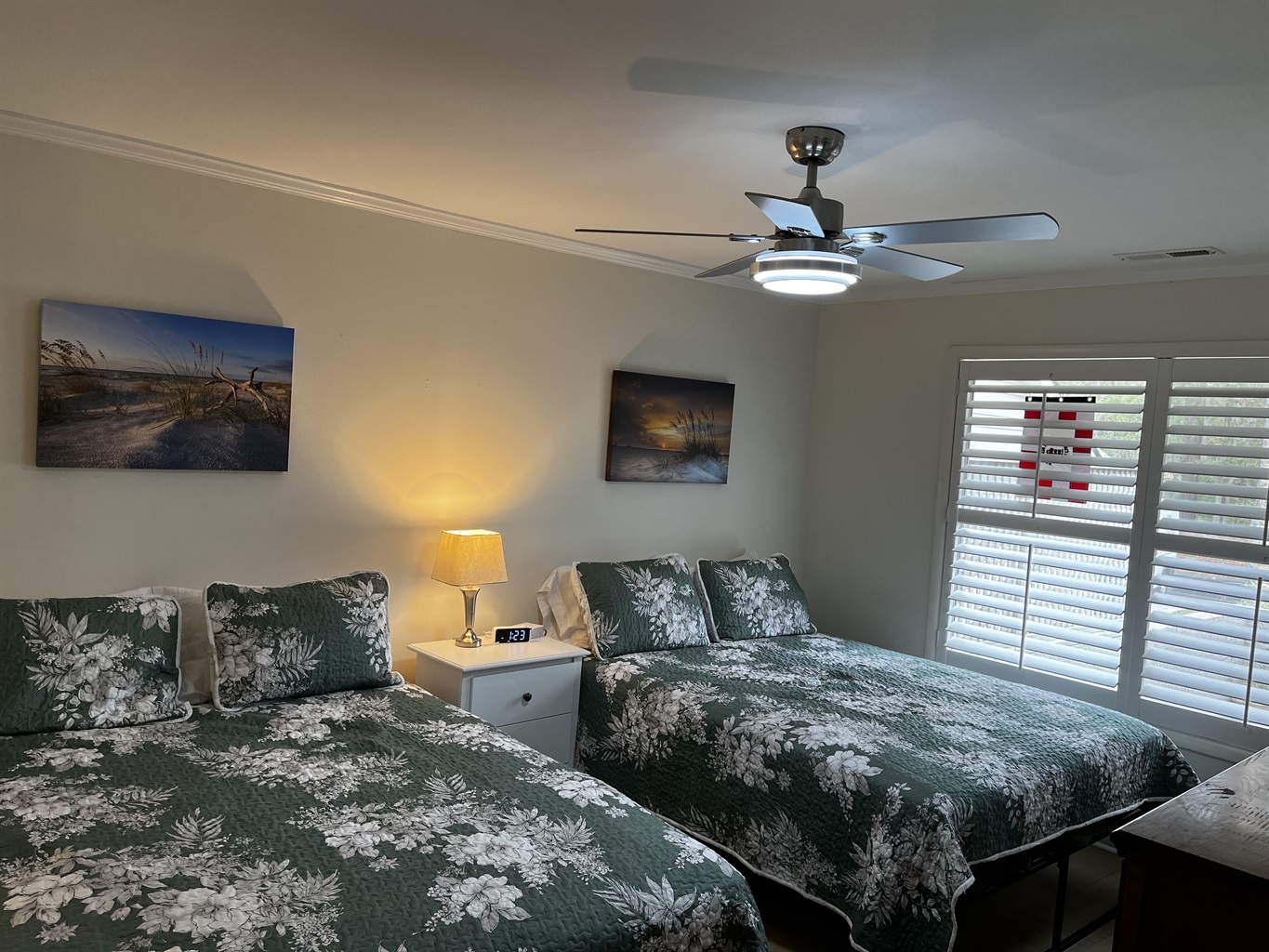 3rd bedroom with two queen size beds