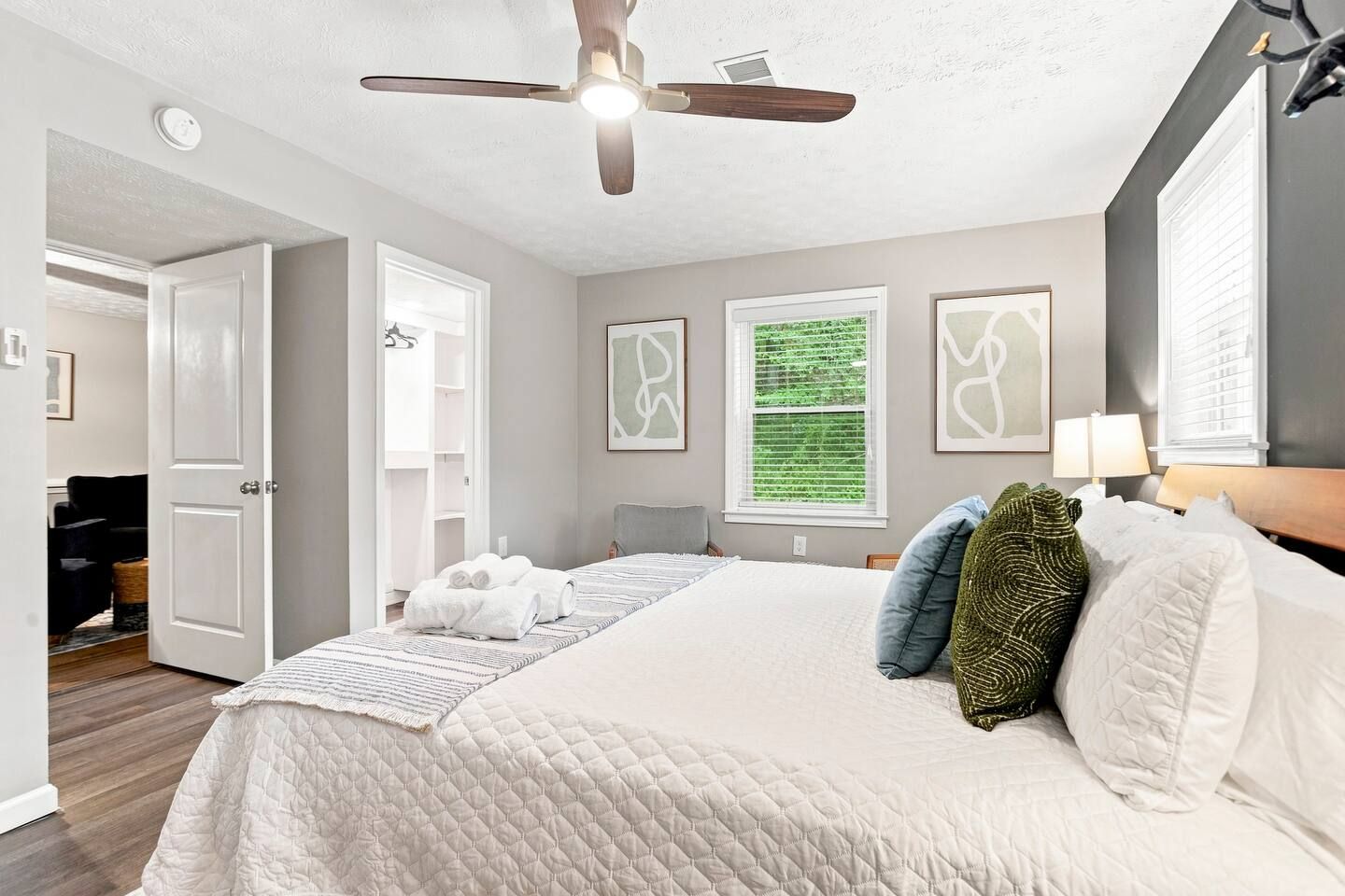 Pet Friendly 4BR Home Fenced Yard east cobb