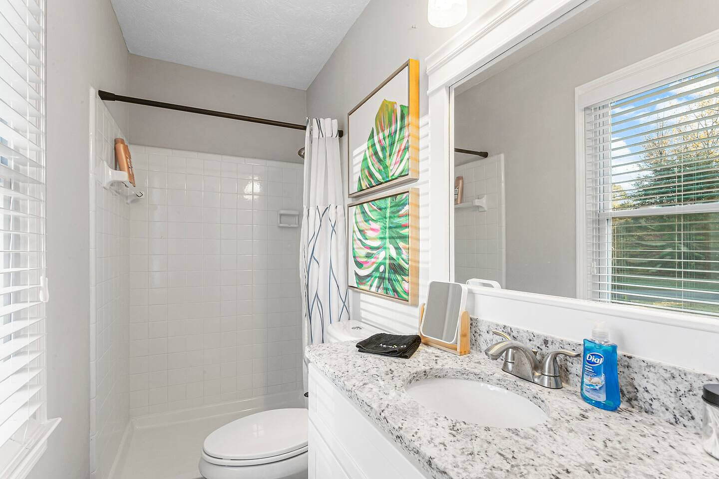 Pet Friendly 4BR Home Fenced Yard east cobb