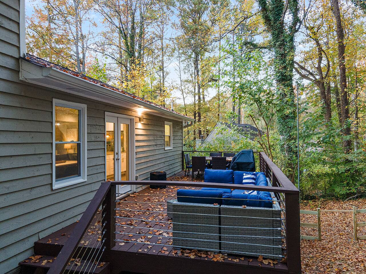 Pet Friendly 4BR Home Fenced Yard east cobb