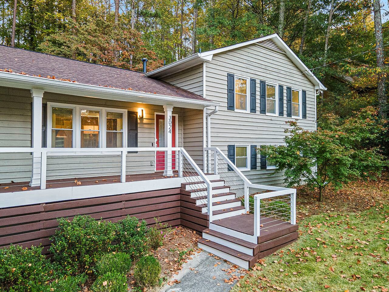 Pet Friendly 4BR Home Fenced Yard east cobb
