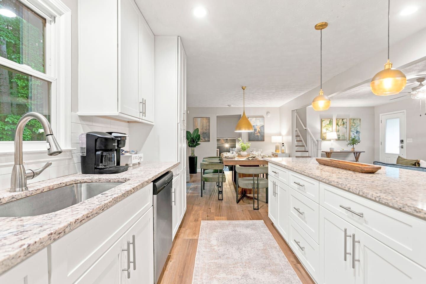 Pet Friendly 4BR Home Fenced Yard east cobb