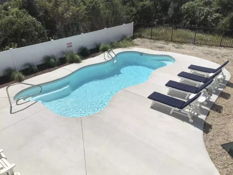 Amazing! “Summer Shanty” ocean view, pool, hot tub