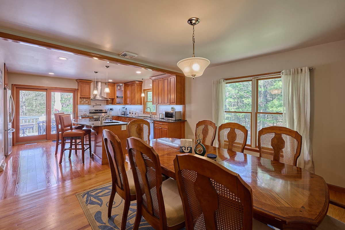 spacious-catskills-delaware-river-gap-retreat/