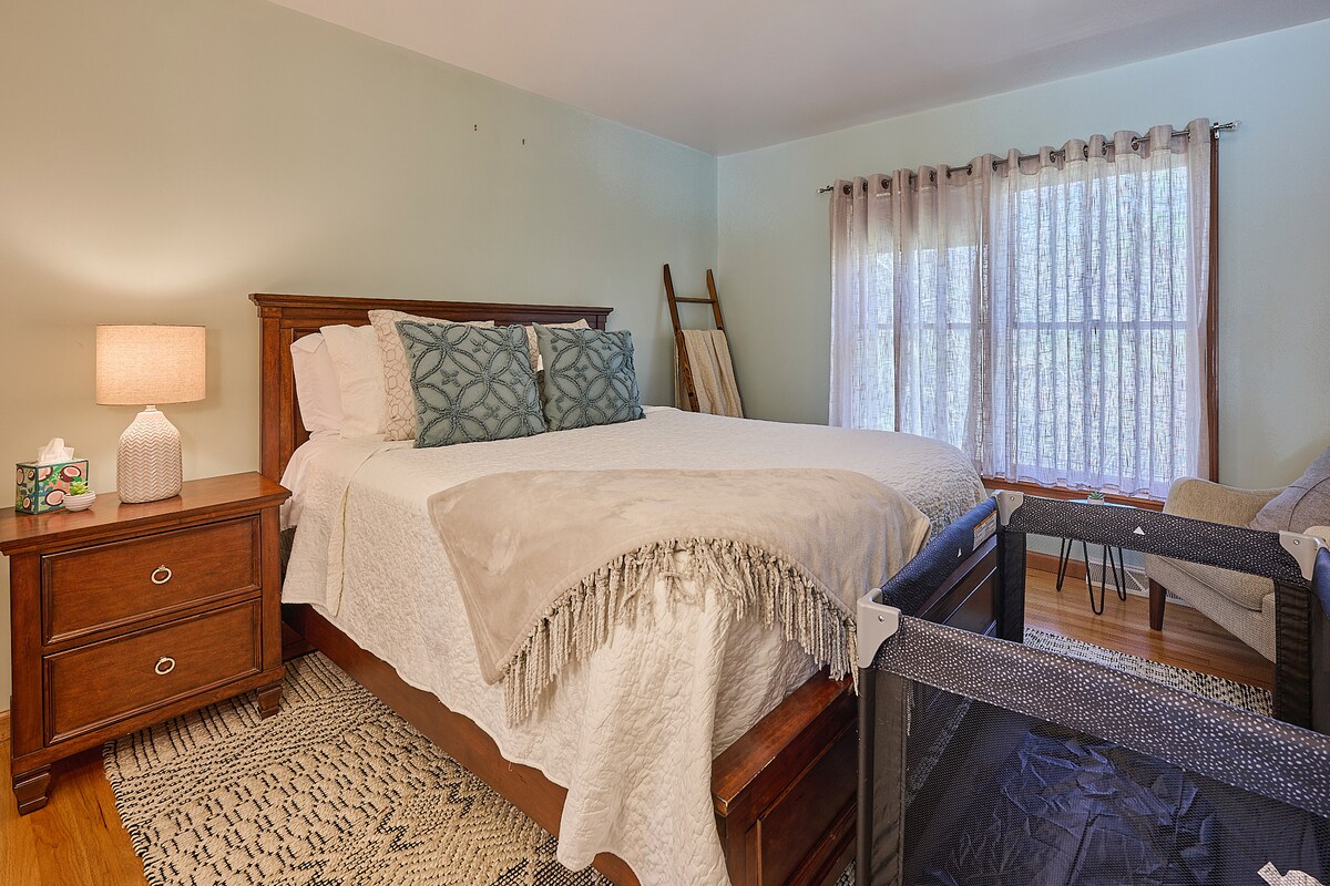 spacious-catskills-delaware-river-gap-retreat/