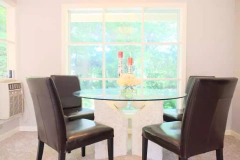 Dinning table