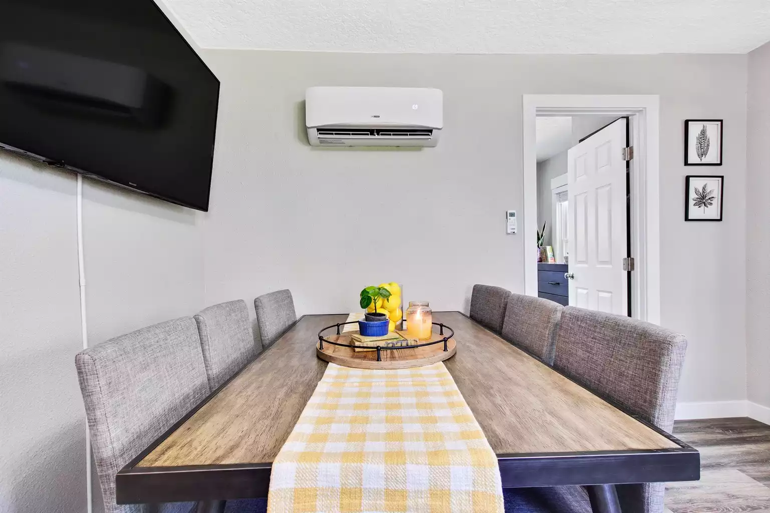 The Cozy Contemporary Cottage Home in Nampa Idaho - Nampa