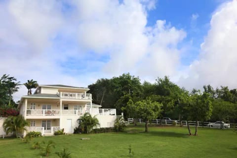 Smuggler's View - Cap Estate