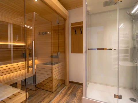 Superior 3 SZ Sauna & Aussenbadewanne