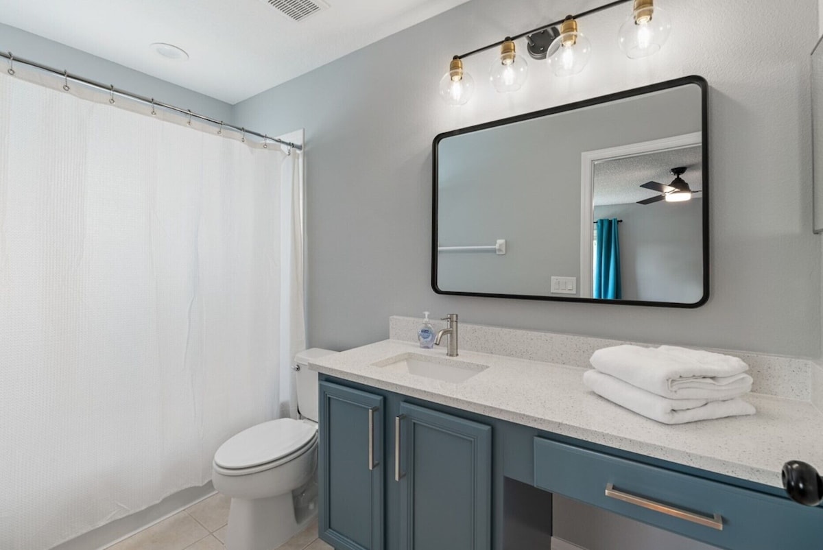 Pixar en suite bath Pixar en suite bath - Queen's Fun Spot - Kissimmee