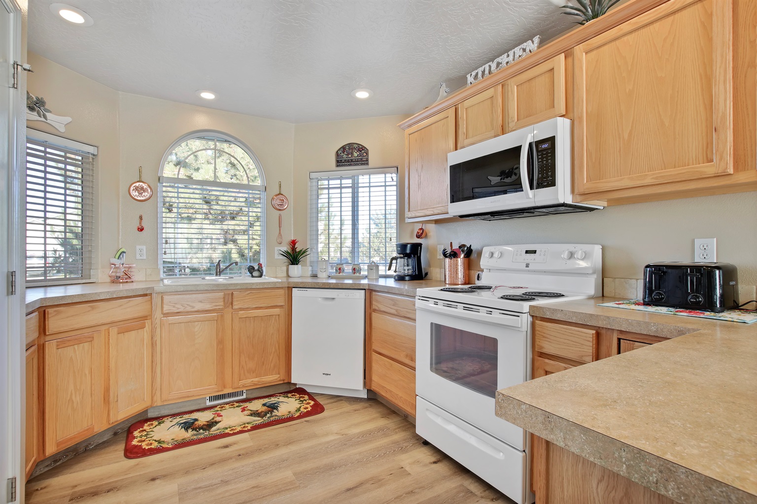 the-caldwell-idaho-dreamer-or-3-bed-2-bath-family-home/