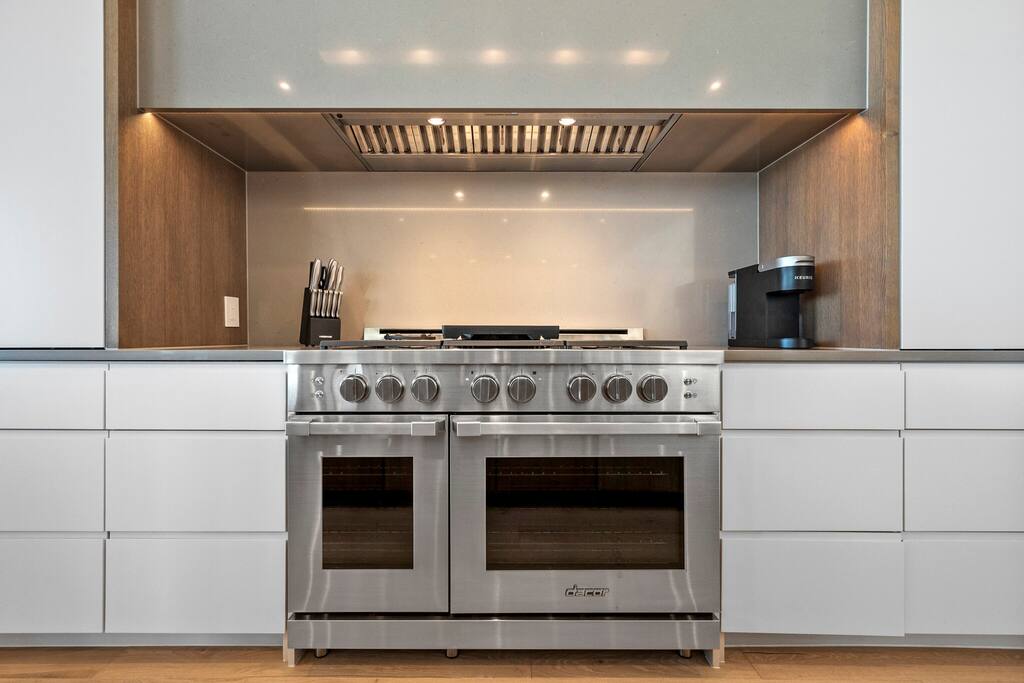 Lakefront Estate -heated spa - chef avail - Streetman Lakefront Estate -heated spa - chef avail - Streetman