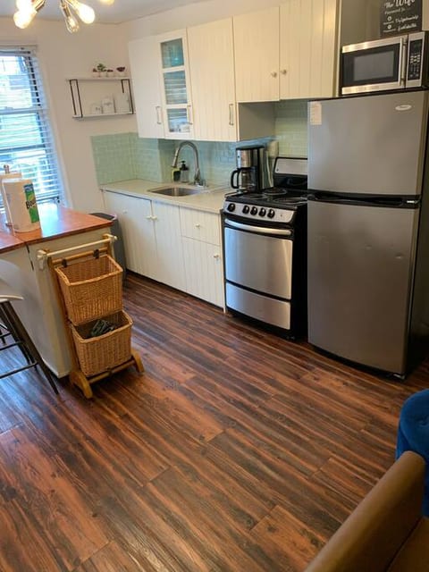 Contemporary 2 bedroom unit in South Slope