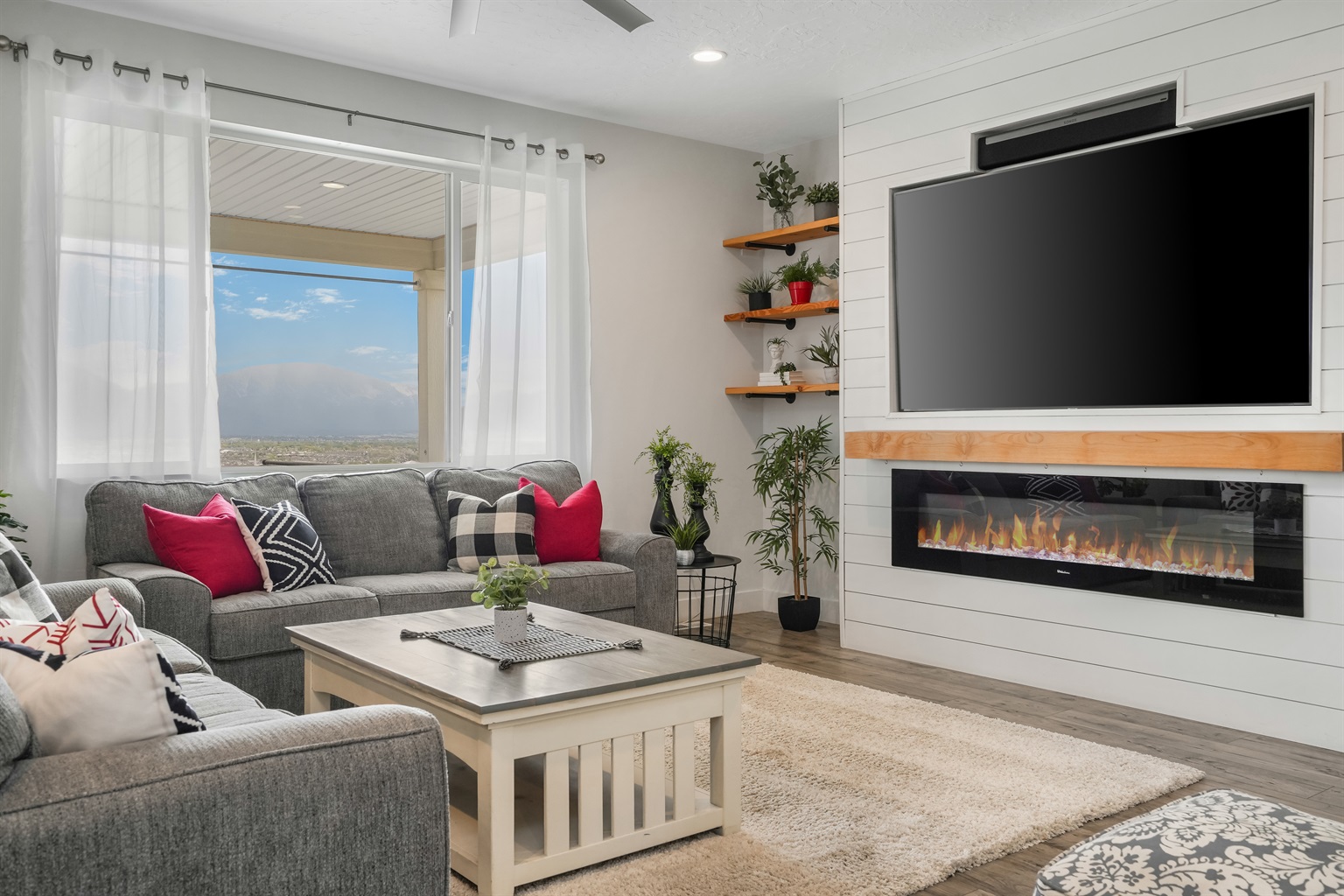 luxury-in-saratoga-springs-or-view-of-utah-lake-and-wasatch-mts/