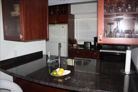 2B/2B Condo on the Canal near Old Town, Fashion Sq