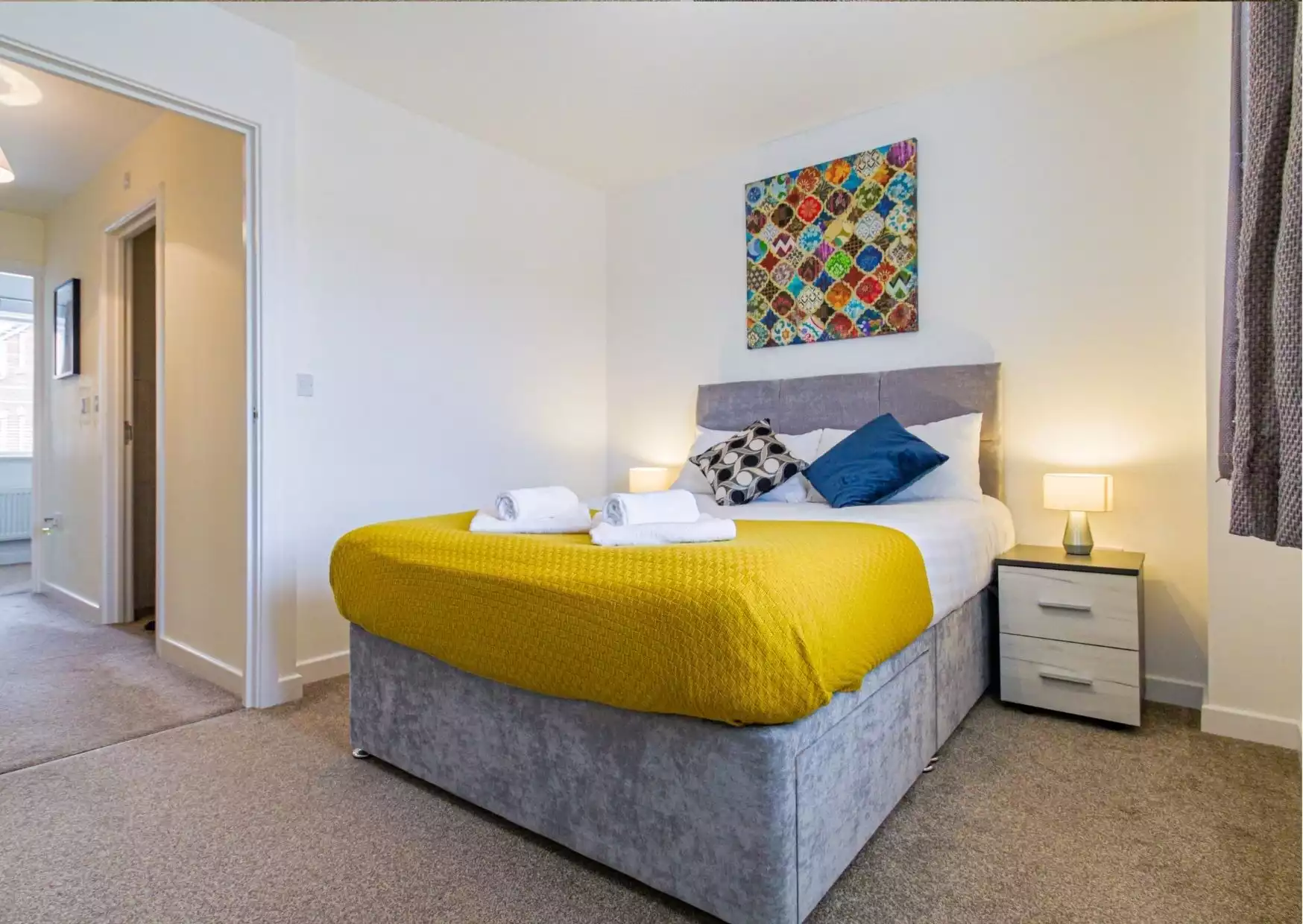 3 Bedrooms WiFi 2-3 cars Parking Netflix - Peterborough 3 Bedrooms WiFi 2-3 cars Parking Netflix - Peterborough