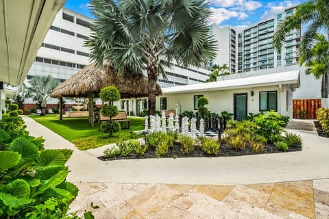 Escape into your own slice of paradise, a secluded private estate in nestled in Fort Lauderdale and experience a luxurious hidden oasis in the heart of the city. Discover our exceptional hospitality, breathtaking vibes, and unparalleled amenities. ⛲️