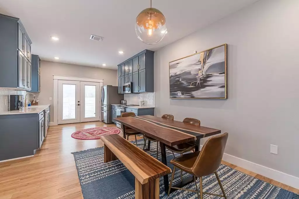 Stunning downtown Lavaca home by Convention Center