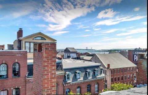 Modern Penthouse in the Old Port
