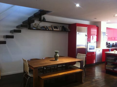 New dining table (recently added)