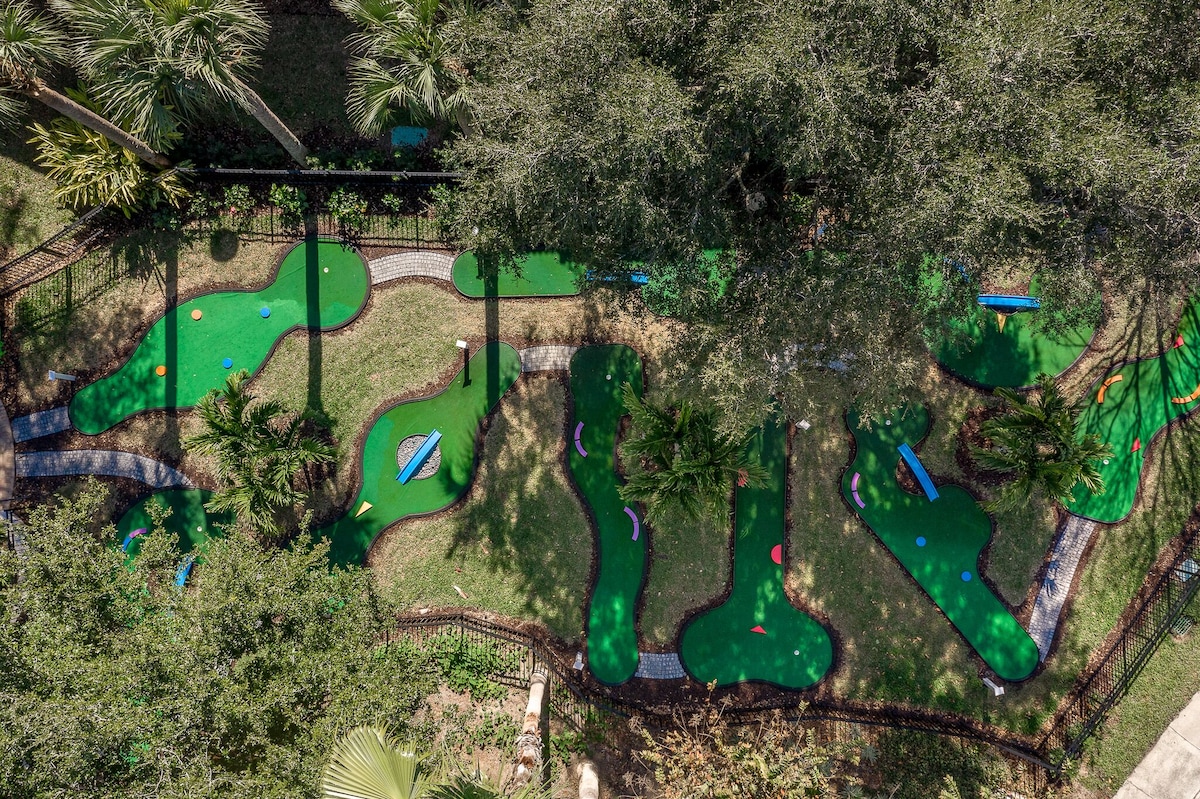 Mini Golf - Queen's Fun Spot - Kissimmee