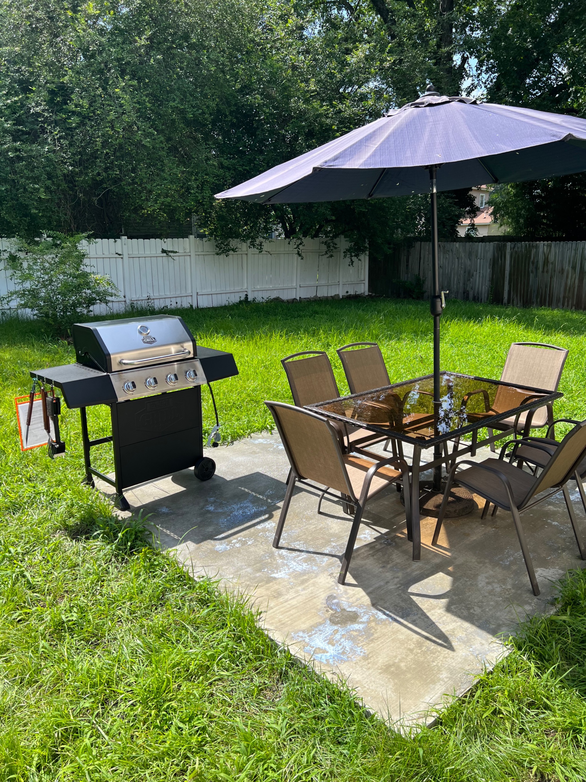 Patio with gas grill Patio with gas grill - 3 Bdrm GEM in Portsmouth, Close to Casino & all. - Portsmouth