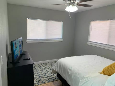 Comfy Suite w/Private Entrance 