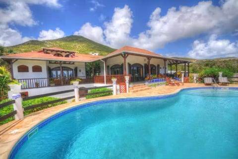 Villa Mahogany
