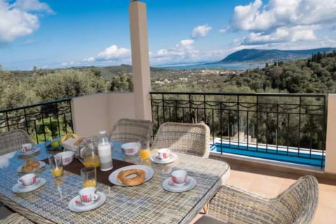 Ιnspiring villa w/private pool, panoramic views