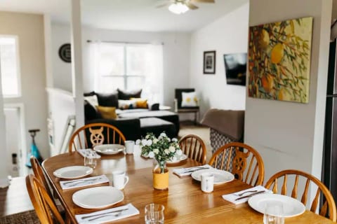 Come and break bread with family and friends alike as you enjoy a Kentucky sunset through the large patio doors.