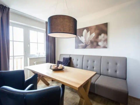 #14 mit Balkon