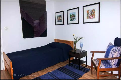 Comfy room very near stockholm & karolinska inst.