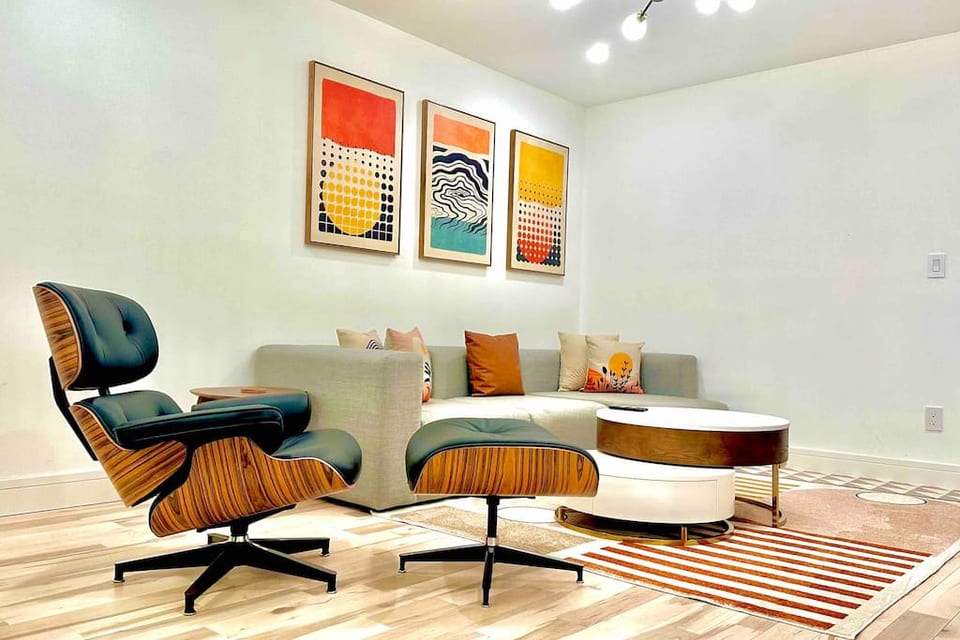 Bright, airy, luxe hideaway”w” private backyard - Brooklyn