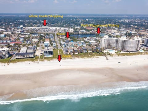 Ocean Oasis...5 star BEACH Location