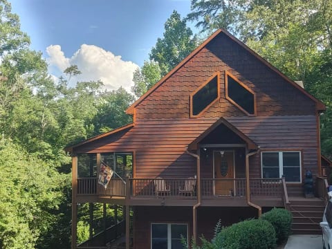 Front View of Woodhaven
