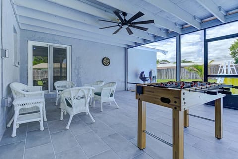 Near USSSA w/king beds| Heated Pool| Beach 10mins