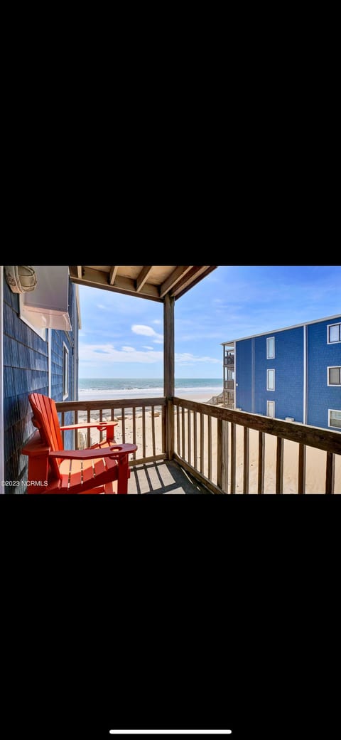 Beach Please!