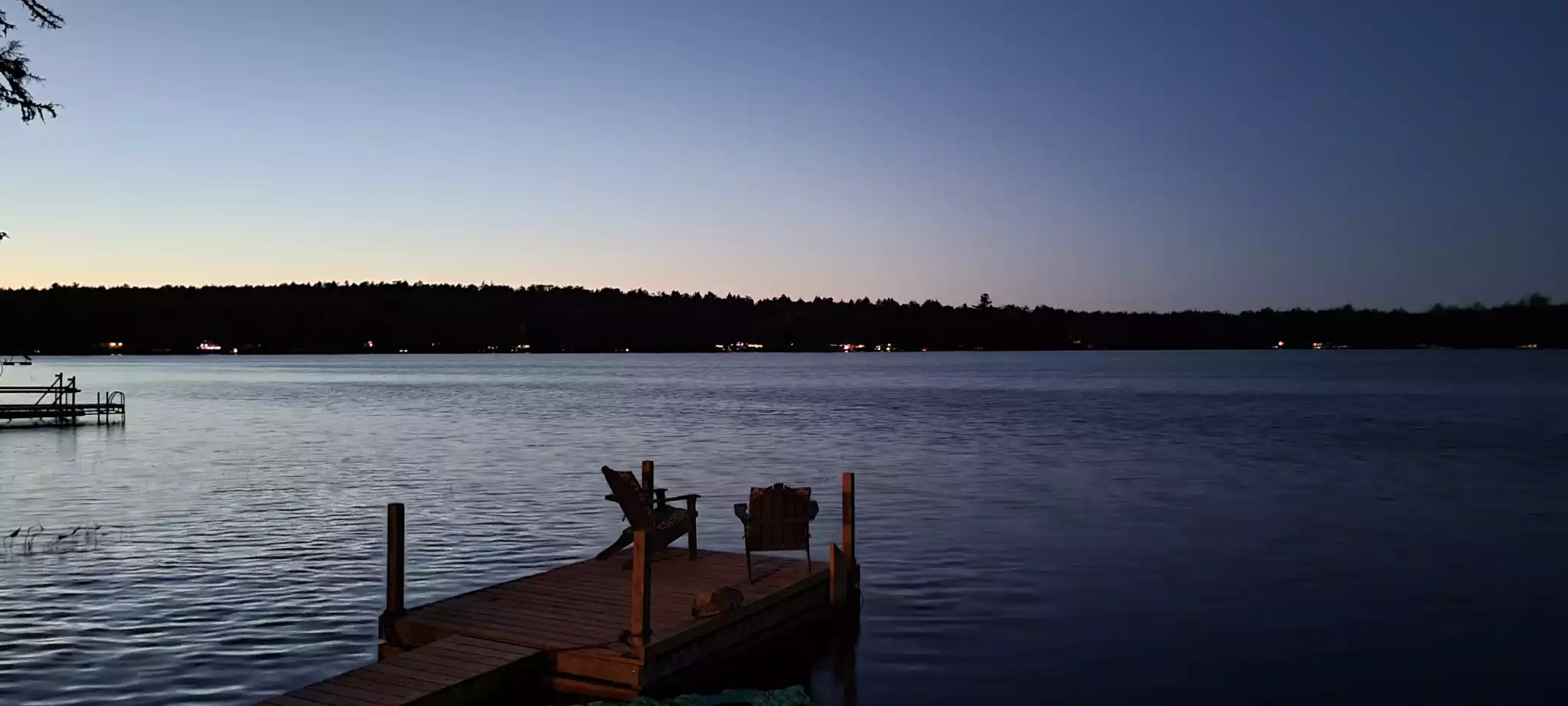 Maine lakefront cottage with sandy waterfront!  - Lincoln